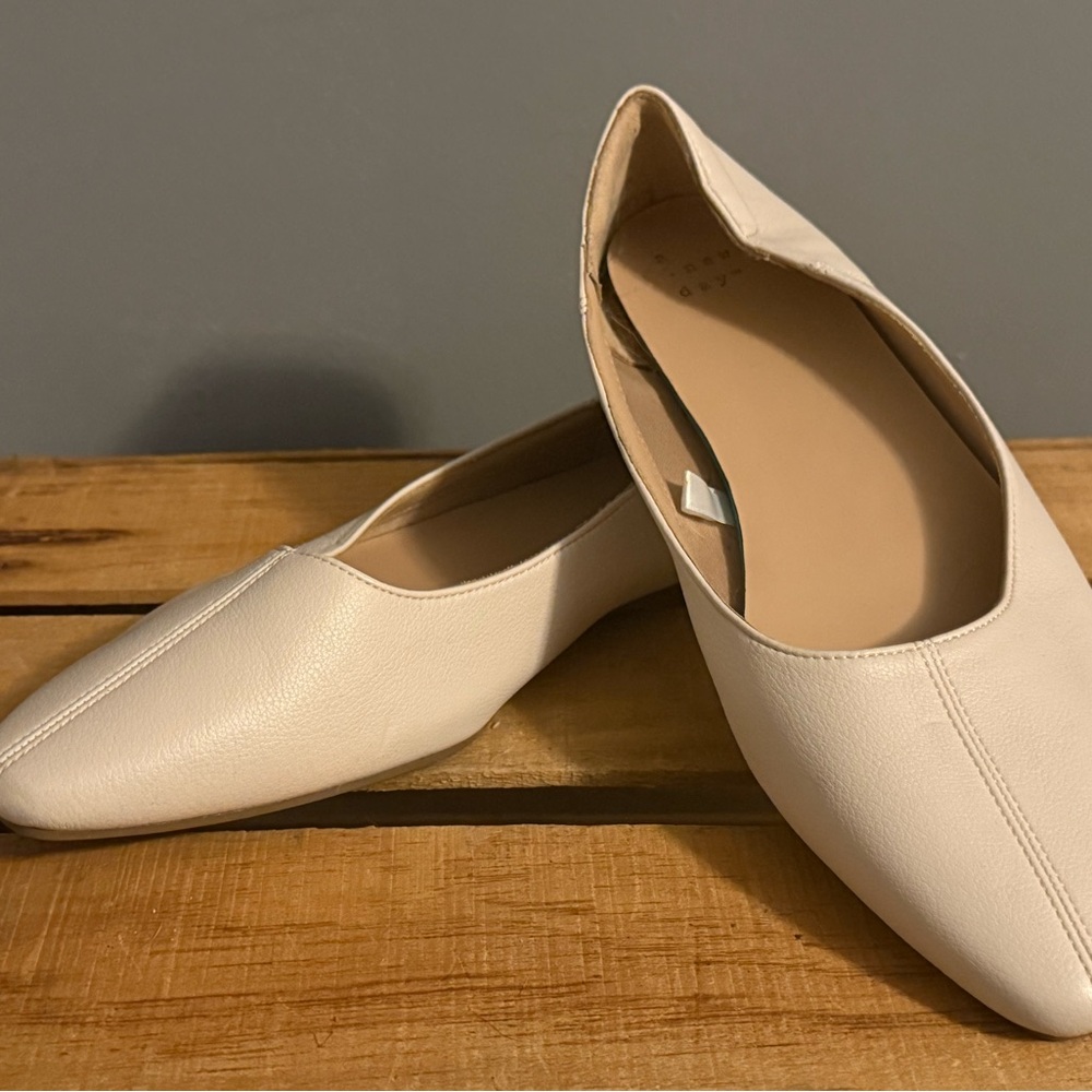 a new day Cream Women's Flats
